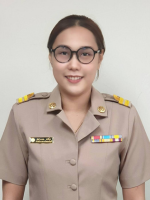 นางสาวณิชากมล แซ่ลิ้ม