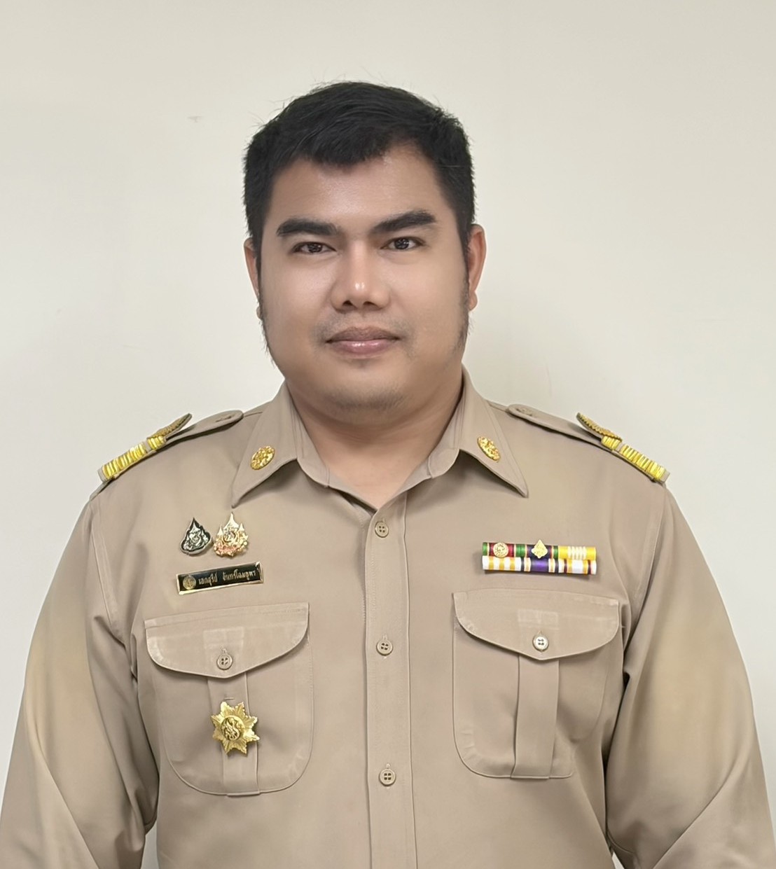 นายเอกสุรีย์ จันทร์โฉมชูพร