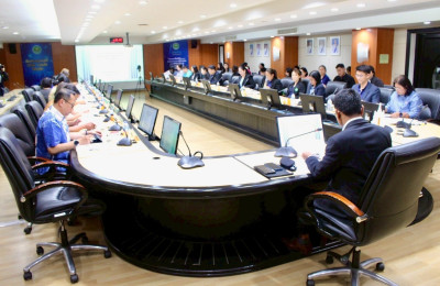 ประชุมคณะกรรมการติดตามเร่งรัดการใช้จ่ายเงินงบประมาณ ... พารามิเตอร์รูปภาพ 1