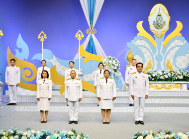 ร่วมบันทึกเทปถวายพระพรสมเด็จพระนางเจ้าสิริกิติ์ ... พารามิเตอร์รูปภาพ 6