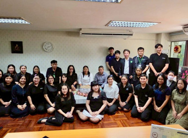 สรงน้ำพระพุทธรูปเพื่อเป็นสิริมงคลเนื่องในเทศกาลสงกรานต์ พารามิเตอร์รูปภาพ 2